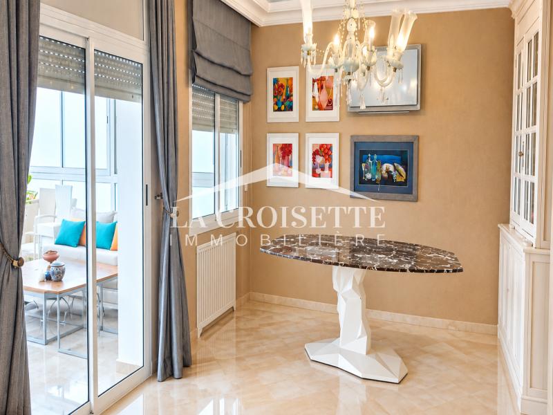 Duplex semi-meublé S+3 avec vue sur lac au Lac1